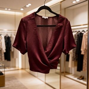 VETTA Burgundy Wrap Crop Blouse • Capsule Wardrobe Convertible Top • Size L